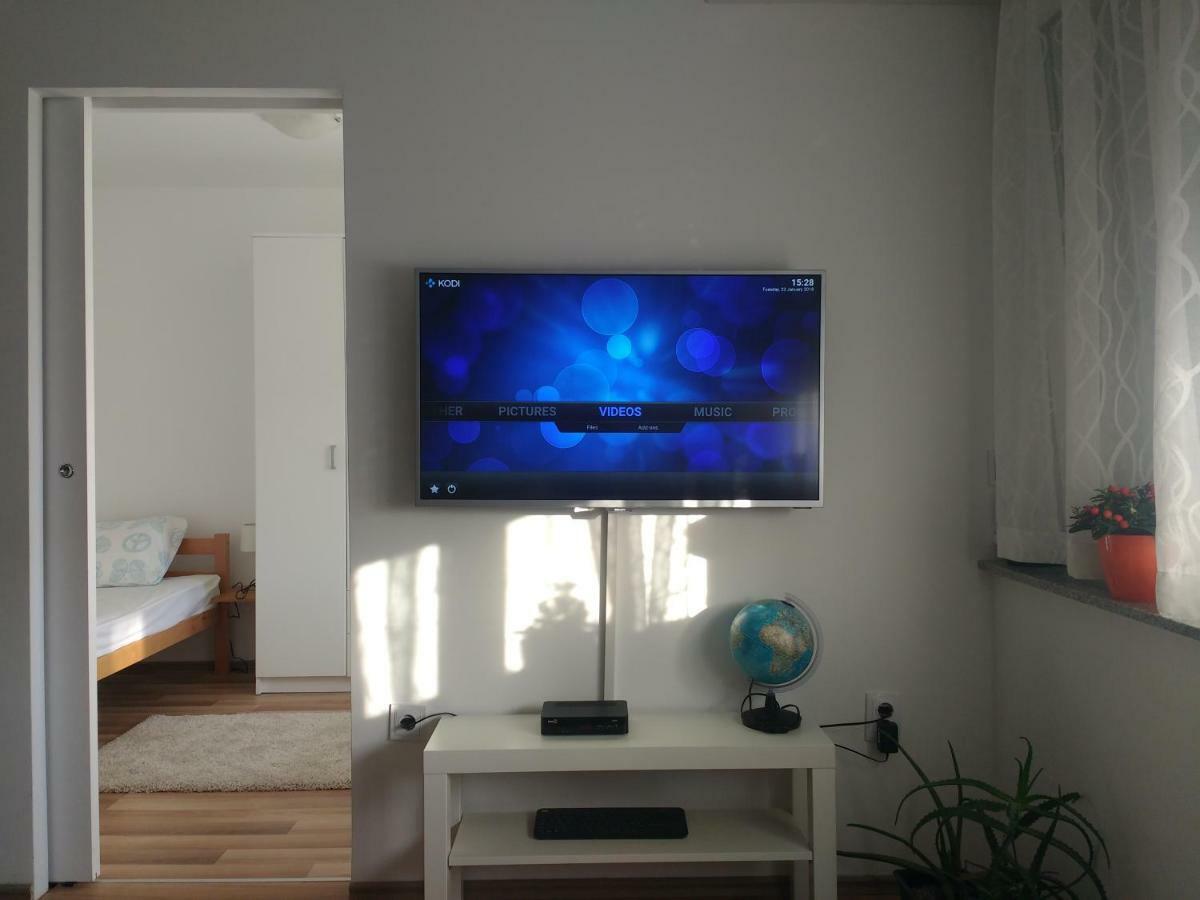 Meridian Apartment , 300M To Bus Terminal, Fast Wifi & Airport Transf Ζάγκρεμπ Εξωτερικό φωτογραφία