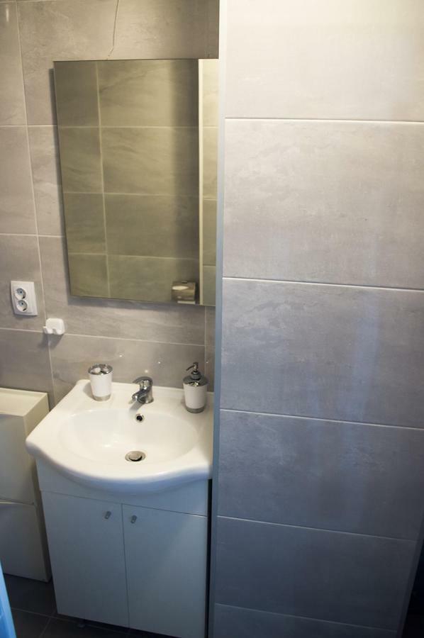 Meridian Apartment , 300M To Bus Terminal, Fast Wifi & Airport Transf Ζάγκρεμπ Εξωτερικό φωτογραφία