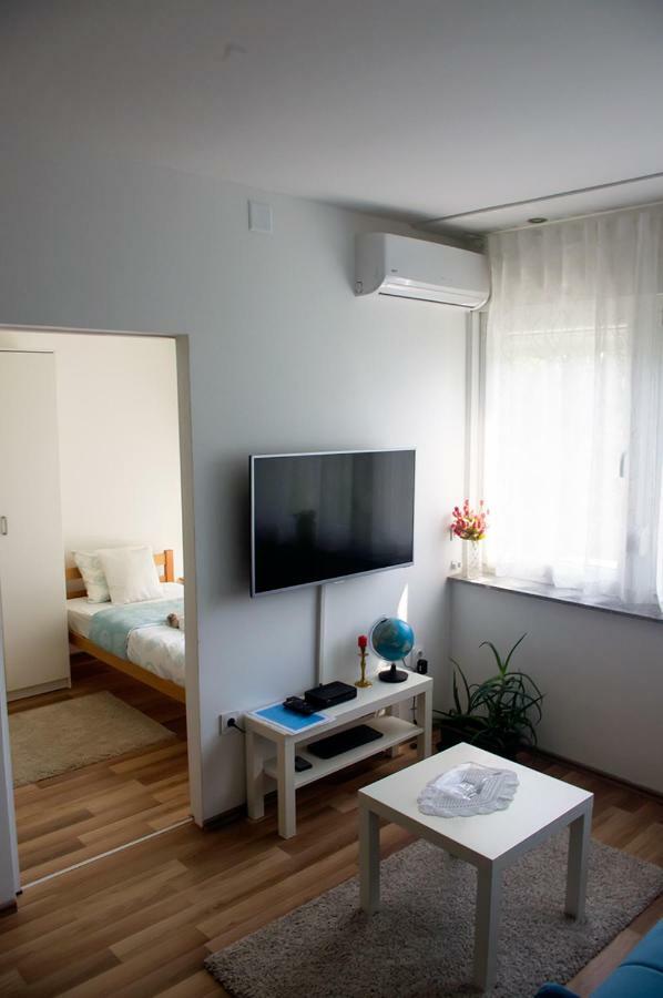 Meridian Apartment , 300M To Bus Terminal, Fast Wifi & Airport Transf Ζάγκρεμπ Εξωτερικό φωτογραφία